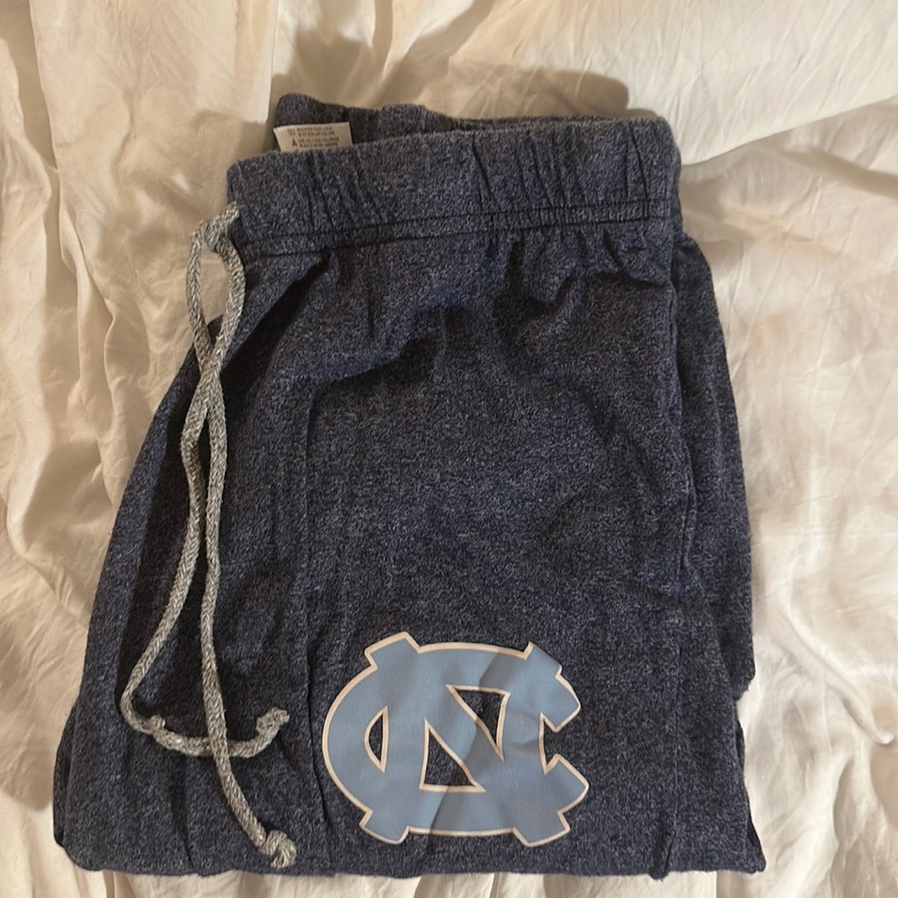 UNC pj pants M
